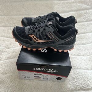 Saucony Excursion TR 12 Athletic Shoe Grey/Black/Pink S10452-2 Women’s Size 10